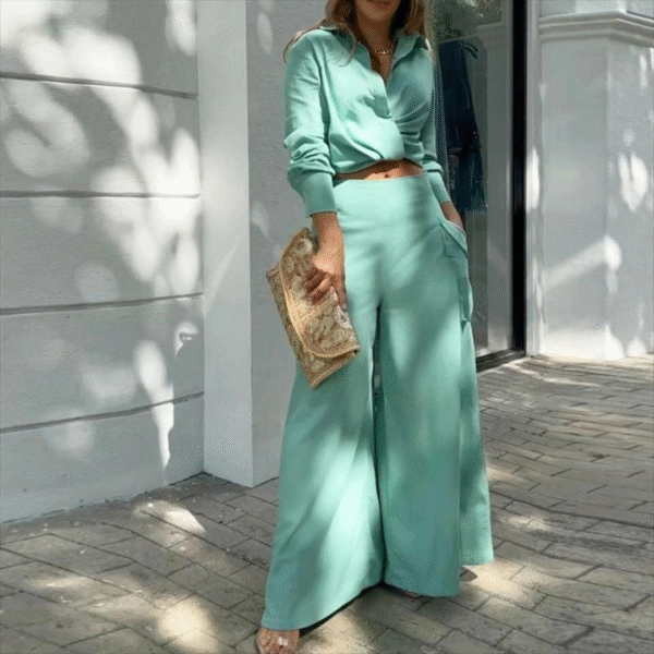 Althea - Ensemble élégant avec crop top à manches longues et pantalon large