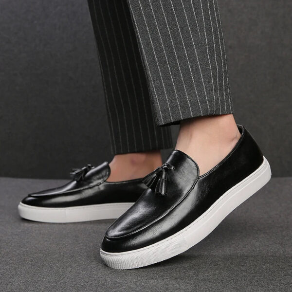 Dominique | Des chaussures italiennes avec des glands – Image 2