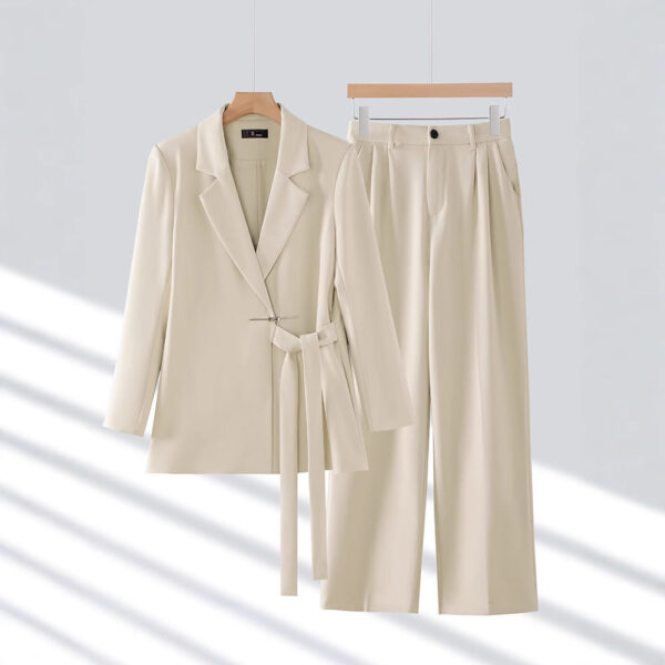 Adelie - Ensemble élégant avec blazer et pantalon large – Image 3