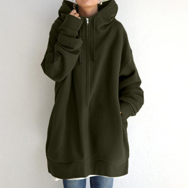 Pull à capuche d'hiver confortable en taille oversize - Cassandra – Image 4
