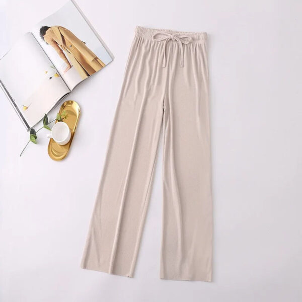 Alma - Pantalon en maille douce – Image 2