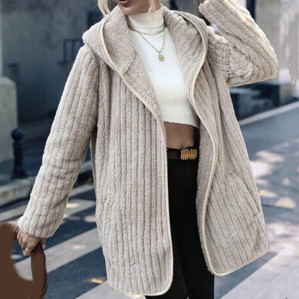 Charlotte - Cardigan chaud à la mode – Image 6